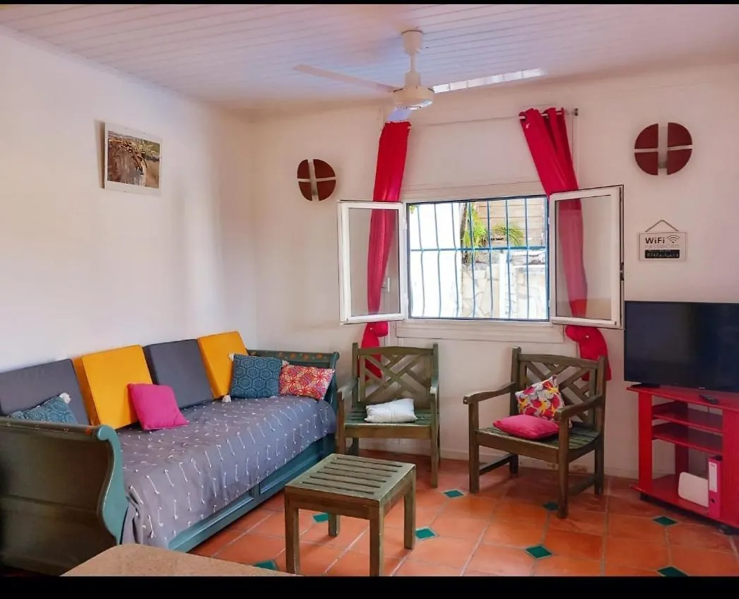 Les Villas Creoles De Sainte-Anne 0*,  Martinique